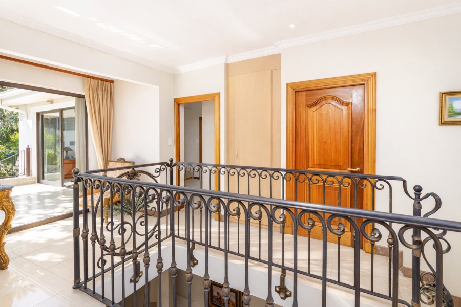 5 Bedroom Property for Sale in Caribbean Beach Club North West